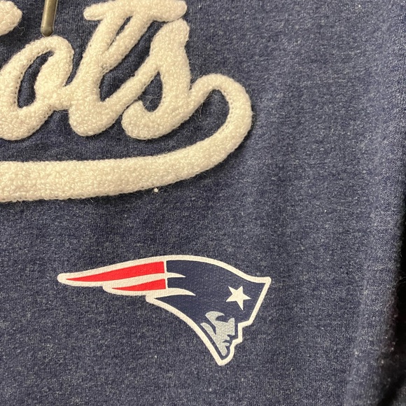 Teen fit patriots hoodie size large - Picture 4 of 5